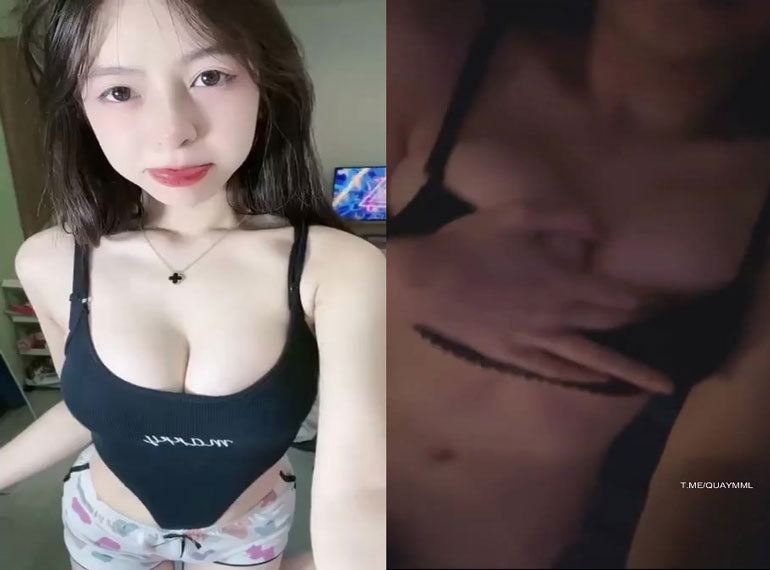 Clip Nóng 18+ Gái Xinh Vú Khủng Khoe Lồn Múp